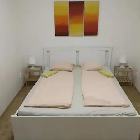 Apartmans In The Center With Privat Parking 아파트 브르노